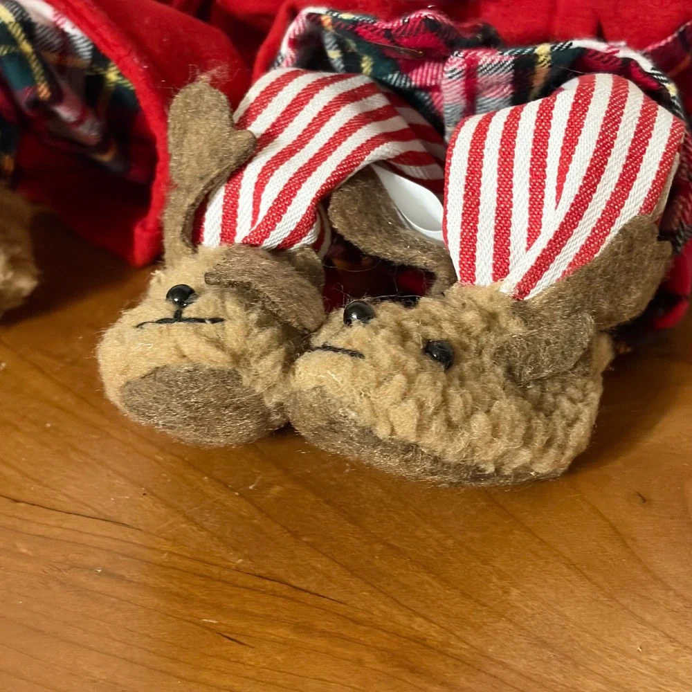 Raz Imports Christmas Elf Shelf Sitter Set Red Plaid Pajamas‎ Moose Slippers NWT